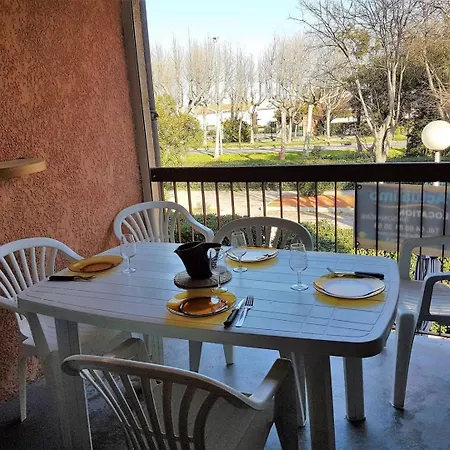 Proche Du Centre Commercial Des Capellans Joli T2 Mezzanine Avec Parking - 4oli76 * Saint-Cyprien (Pyrenees-Orientales)